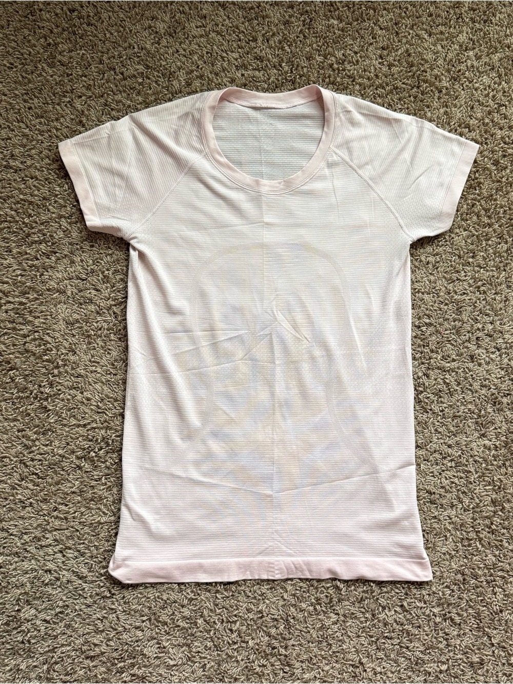Lululemon Swiftly Tech Short Sleeve Strawberry Milkshake Size 8